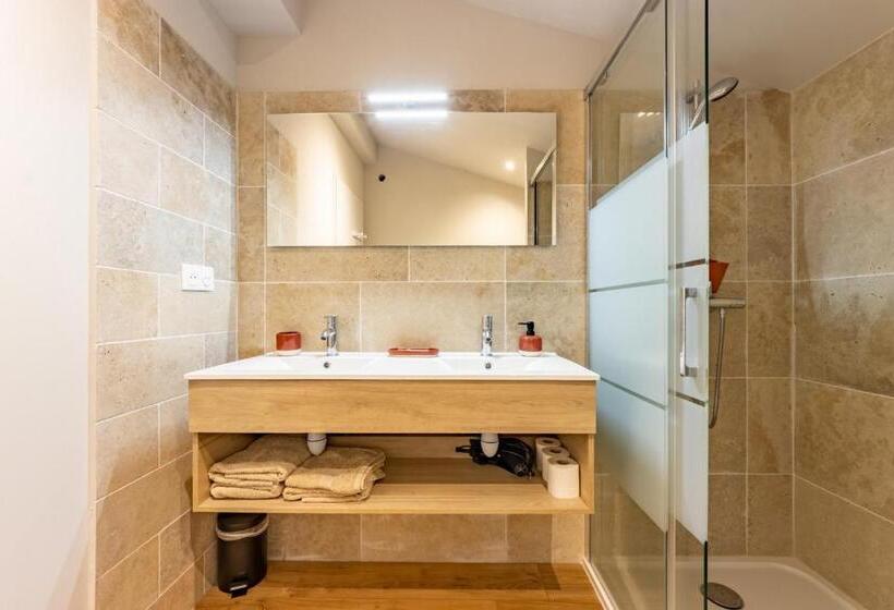 דירת שני חדרים, ô Domaine Du Roussillon