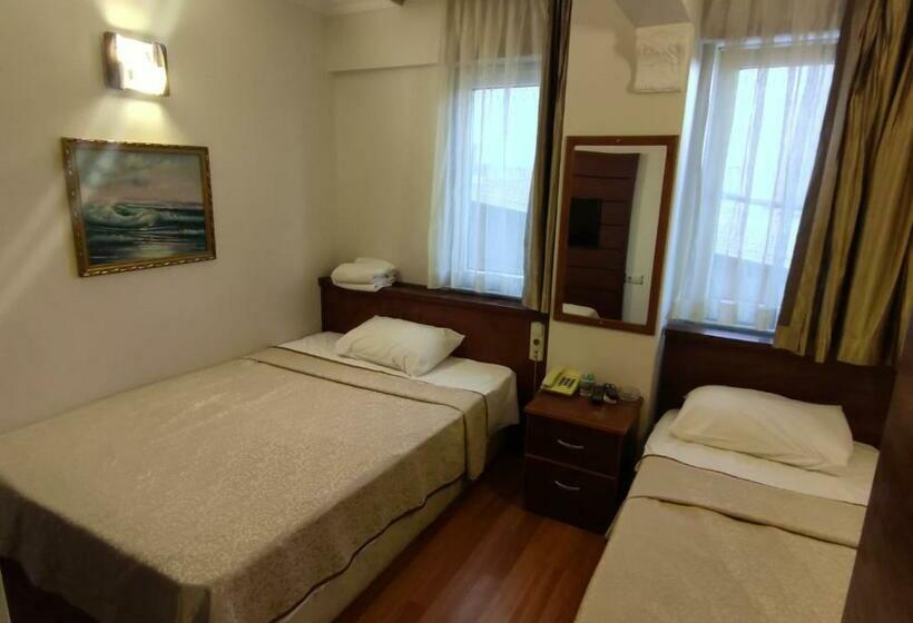 اتاق استاندارد, Nayla