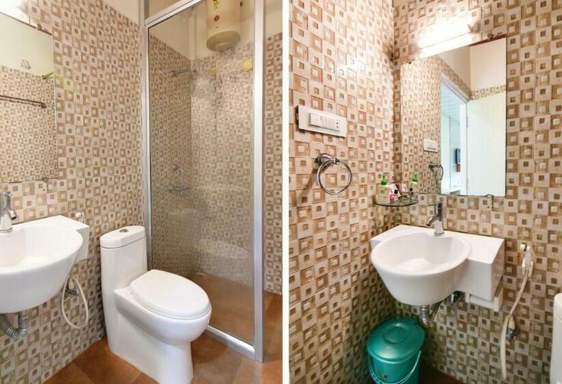 חדר קלאסי לשלושה, Townhouse Oak Gorumara Jungle Resort