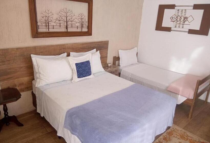 Standaard Driepersoonskamer, Pousada Casa Jardim