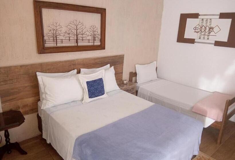 Standaard Driepersoonskamer, Pousada Casa Jardim