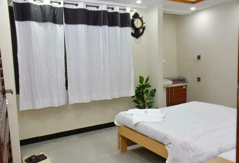 استودیوی استاندارد, Dunleigh Apartments