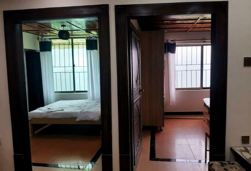 سوئیت با بالکن, Dunleigh Apartments