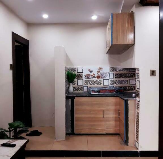 سوئیت با بالکن, Dunleigh Apartments