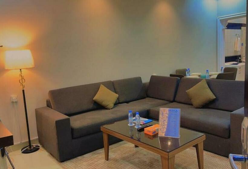 1 Szobás Apartman, بسمات الشرق 1