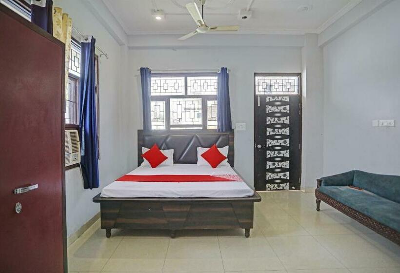 Трехместный Номер Классика, Oyo Flagship Narayan Dham