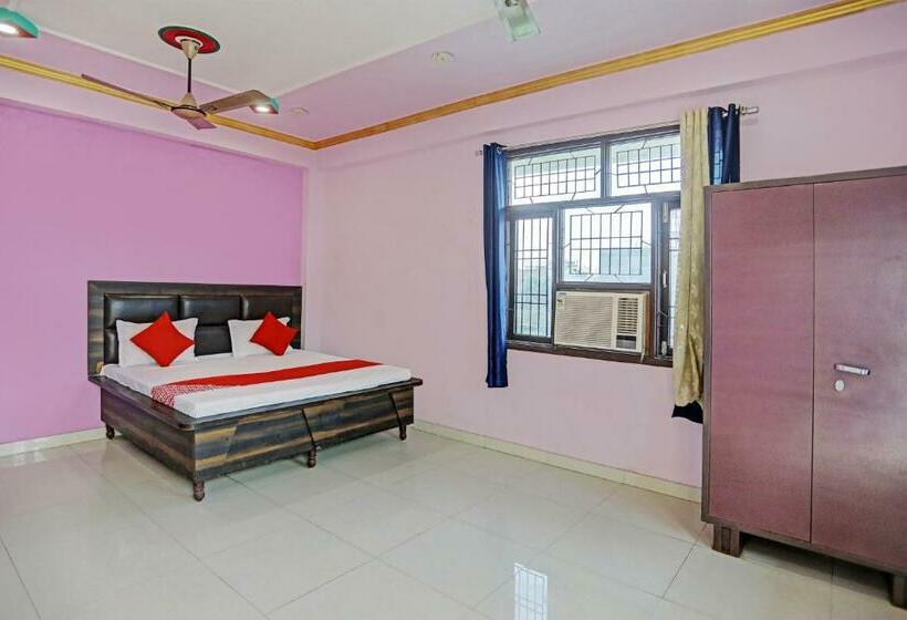 Трехместный Номер Классика, Oyo Flagship Narayan Dham