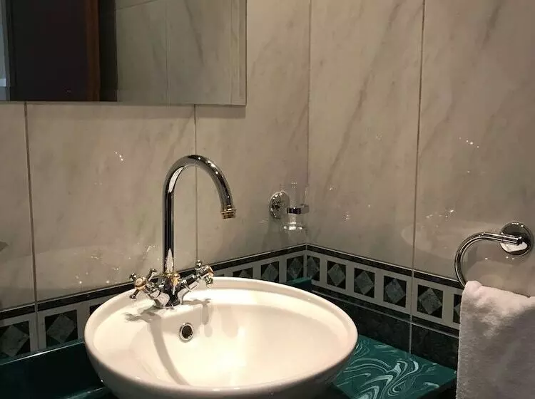 سوئیت رویال, Azimut Hotel Yakutsk