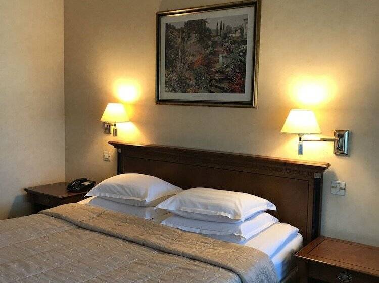 סוויטה מלכותית, Azimut Hotel Yakutsk