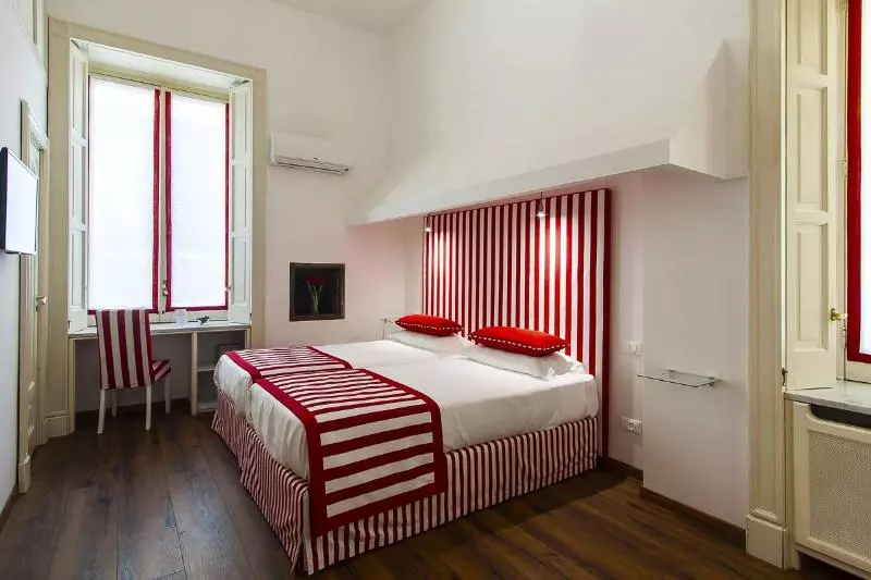 デラックスルーム, Palazzo Starace