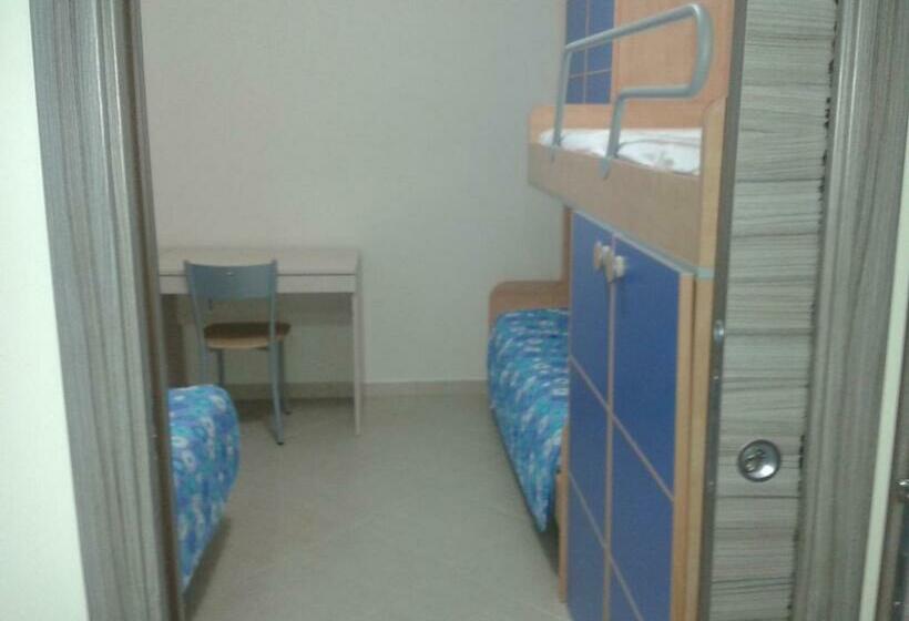 Családi Szoba, Suliccenti Marzamemi