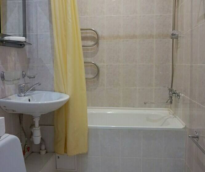 اتاق استاندارد یک نفره, Amaks Shakhter Sanatorium