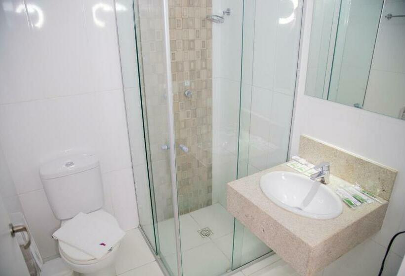 Номер Superior, Assay Plaza