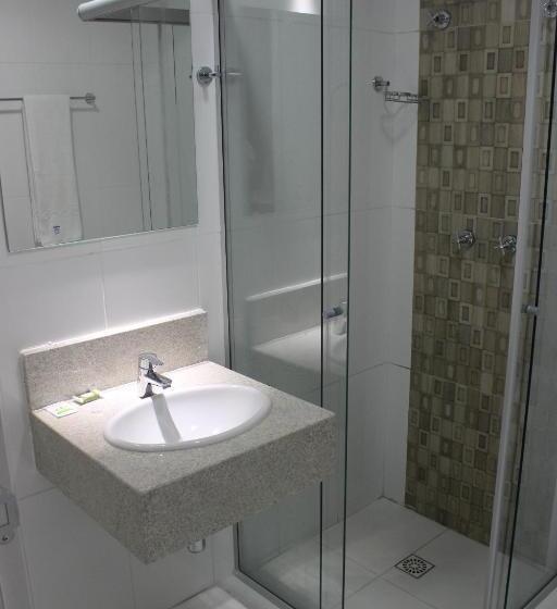 Номер Стандарт Трехместный, Assay Plaza