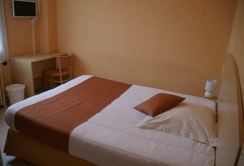 اتاق استاندارد یک نفره, Du Commerce