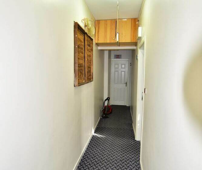 スタンダードシングルルーム, The Han