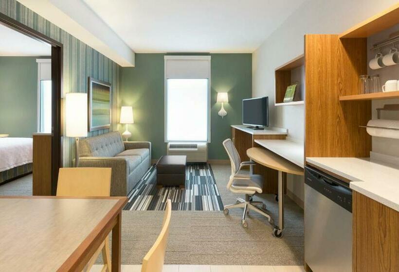 带大床的套房, Home2 Suites By Hilton Downingtown Exton Route 30