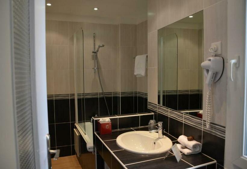 高级大房间, Le Revest