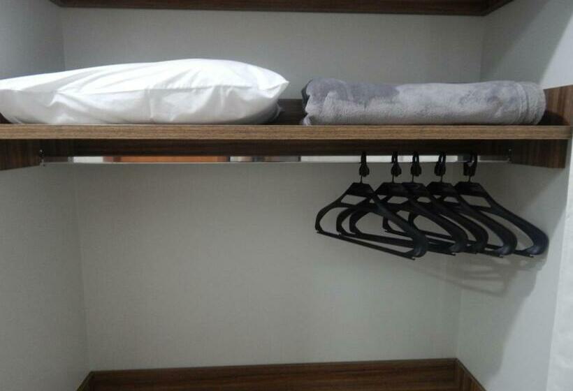 غرفة ديلوكس, Mandino