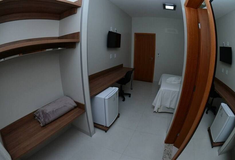 غرفة ديلوكس, Mandino