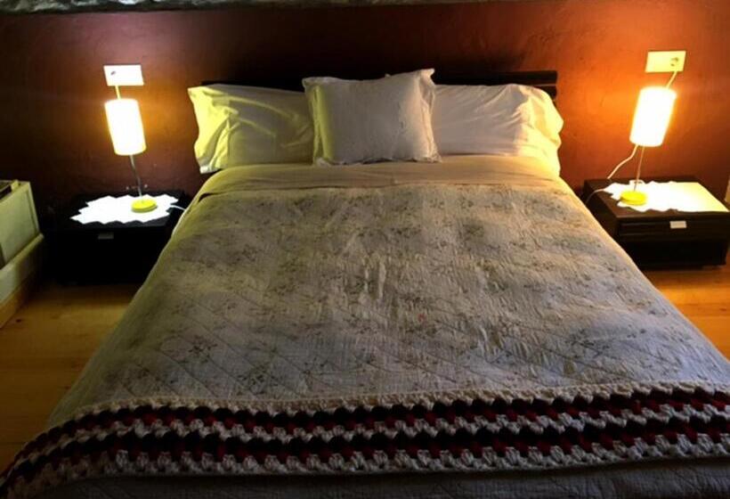 带大床的高级房间, B&b Mas Torrencito Pet Friendly