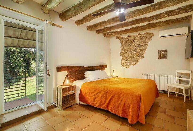 Standard Triple Room with Terrace, B&b Mas Torrencito Pet Friendly