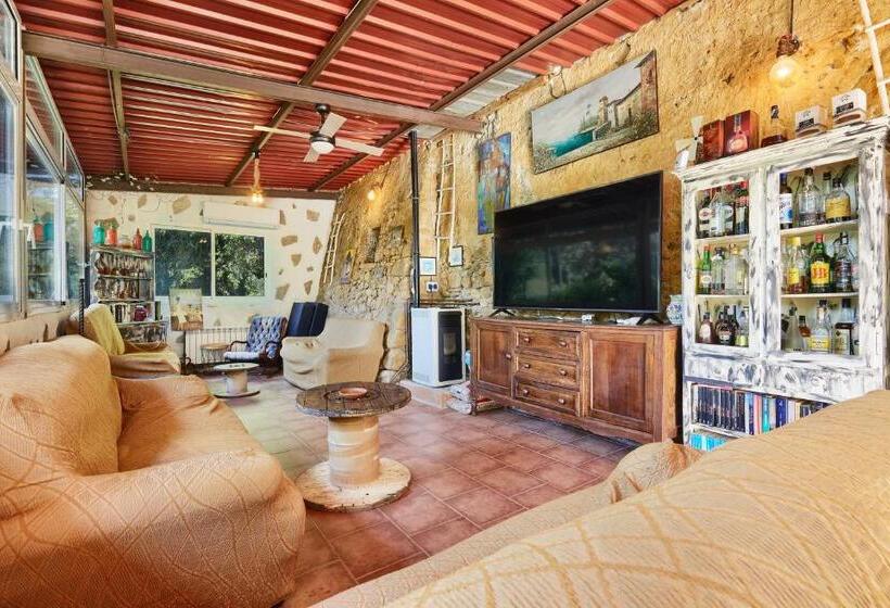 Standard Triple Room with Terrace, B&b Mas Torrencito Pet Friendly