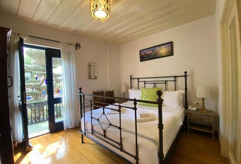 غرفة ديلوكس مزودة بشرفة, Nisi Hotel Adults Only