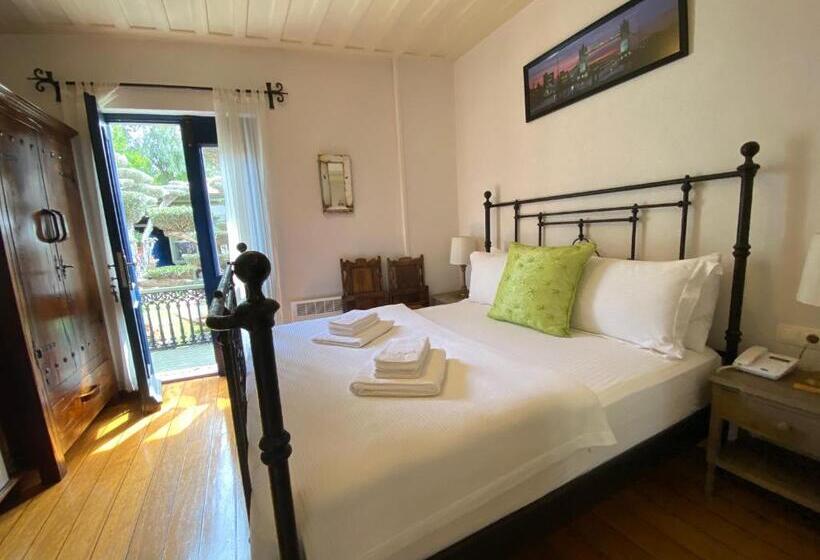 غرفة ديلوكس مزودة بشرفة, Nisi Hotel Adults Only