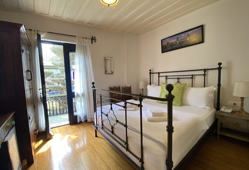 غرفة ديلوكس مزودة بشرفة, Nisi Hotel Adults Only