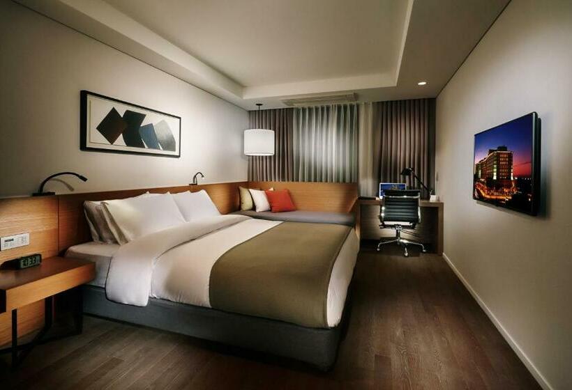 חדר דלוקס, Ramada By Wyndham Gunsan