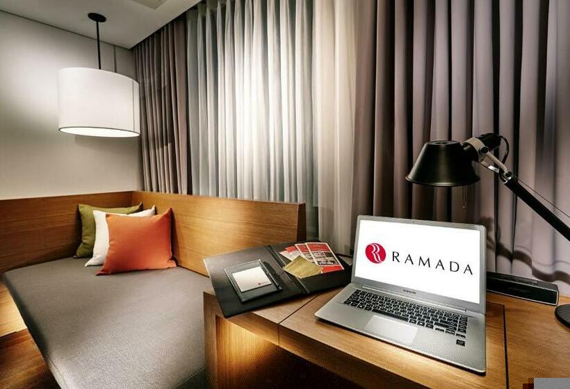חדר דלוקס, Ramada By Wyndham Gunsan