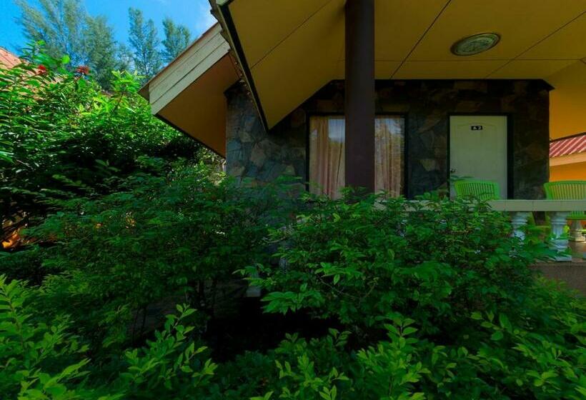 スタンダードバンガロー, Rim Khao Resort