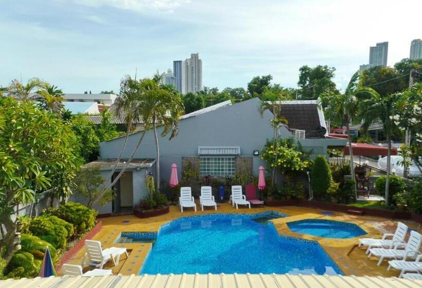 חדר סופריור נוף לבריכה, Southern Star Resort