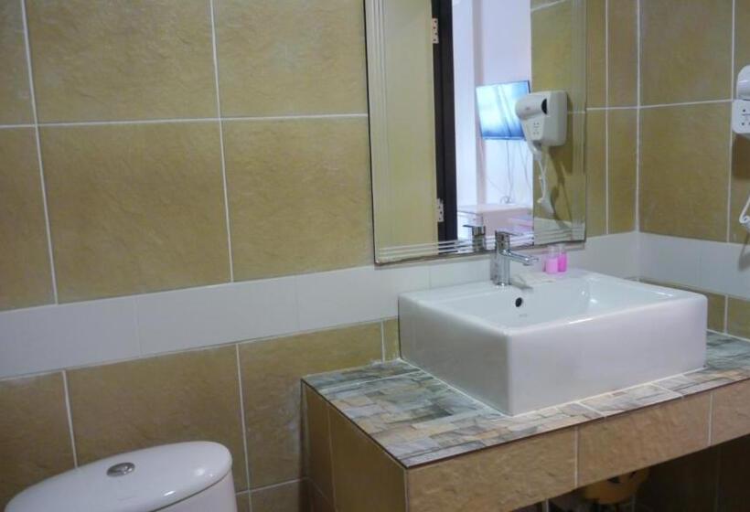 חדר סופריור נוף לבריכה, Southern Star Resort