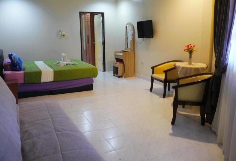 סוויטה, Southern Star Resort