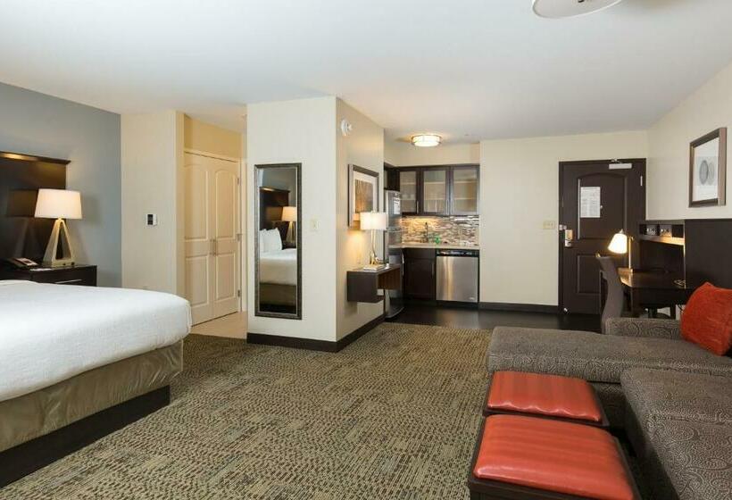 带大床的标准工作室, Staybridge Suites Corona South, An Ihg