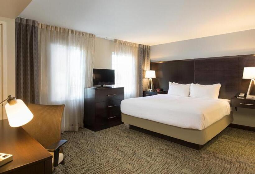 适合残疾人士使用的套间, Staybridge Suites Corona South, An Ihg