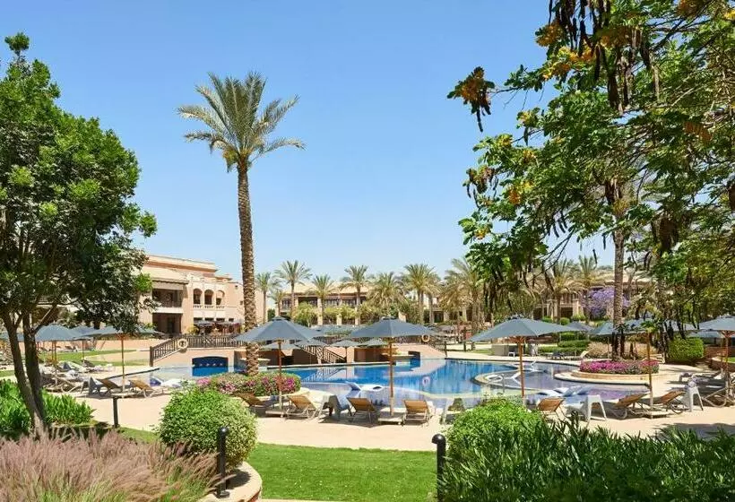 سوئیت با تخت بزرگ, The Westin Cairo Golf Resort & Spa, Katameya Dunes