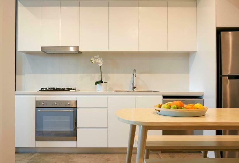 شقة غرفة واحدة, Veriu Camperdown