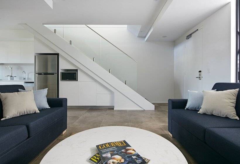 Apartamento 3 Dormitórios, Veriu Camperdown