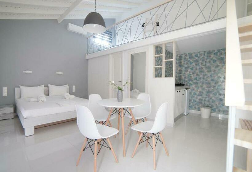 استودیوی استاندارد, Mirsini Studios & Apartments