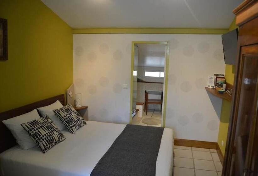 컴포트 룸, Le Mas Des Aludes