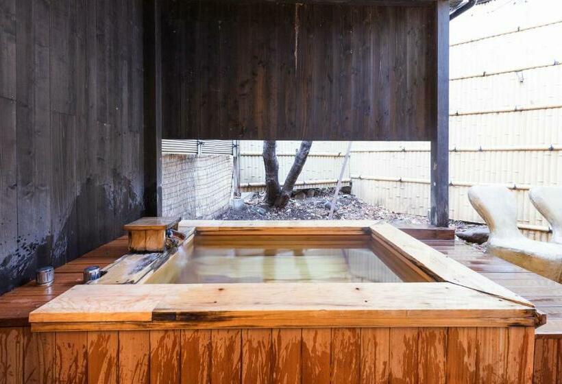 חדר סופריור, Yushintei