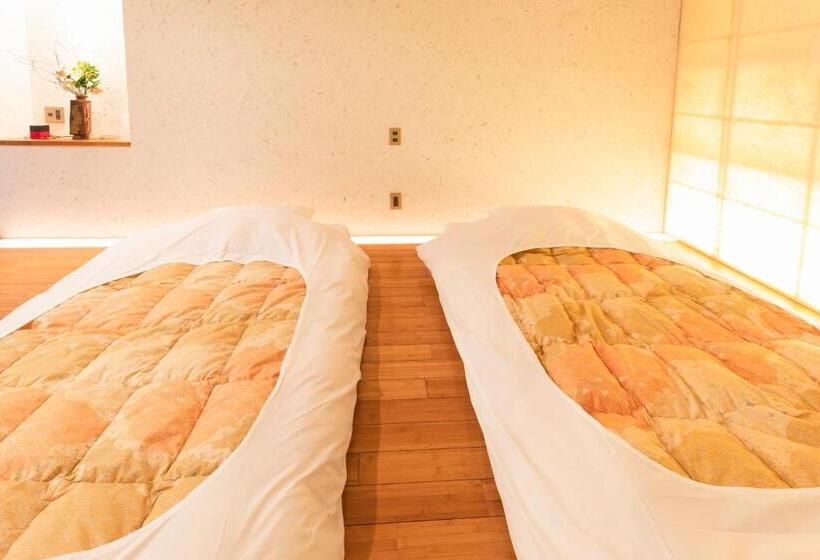 חדר דלוקס, Yushintei