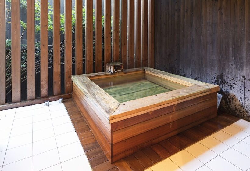 חדר דלוקס, Yushintei