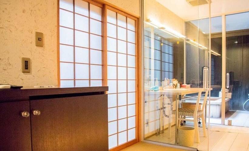 חדר דלוקס, Yushintei