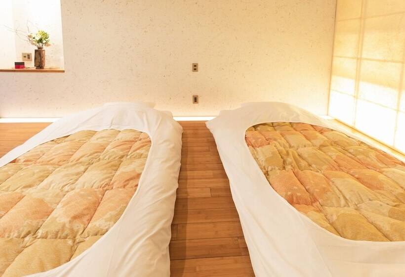 חדר דלוקס, Yushintei