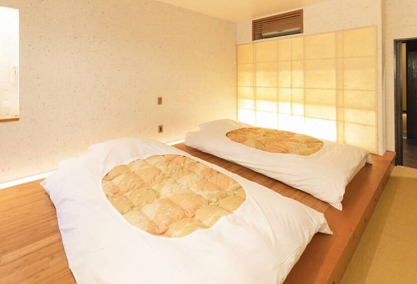 חדר דלוקס, Yushintei