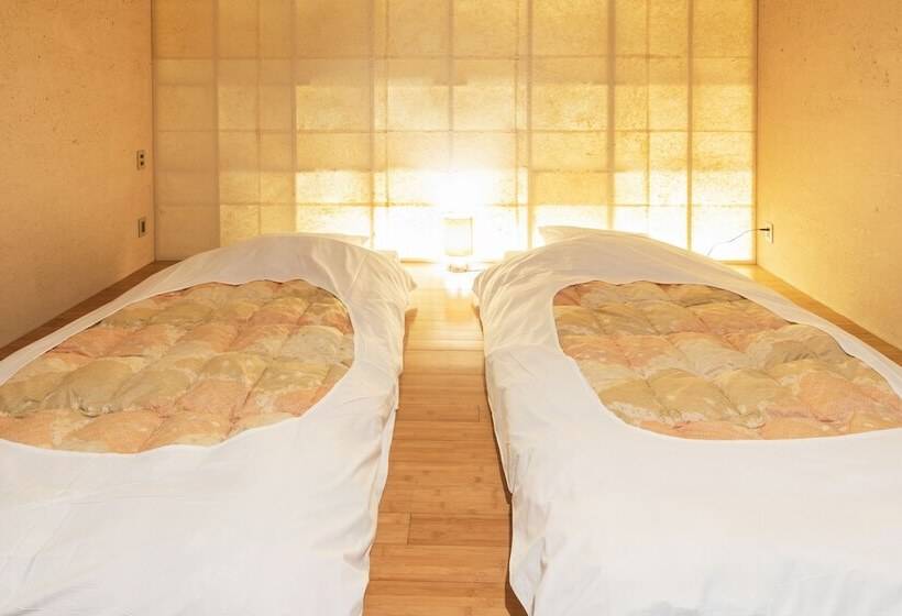 חדר דלוקס, Yushintei